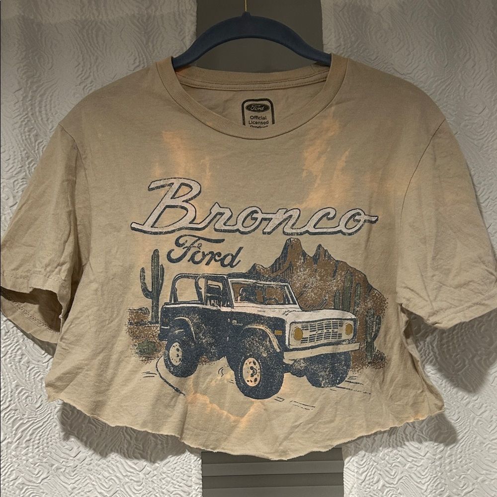 Ford Hybrid Apparel 100% Cotton Crop Top Bronco Graphic Tee Tie Dye Distressed